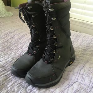 ahnu snow boots